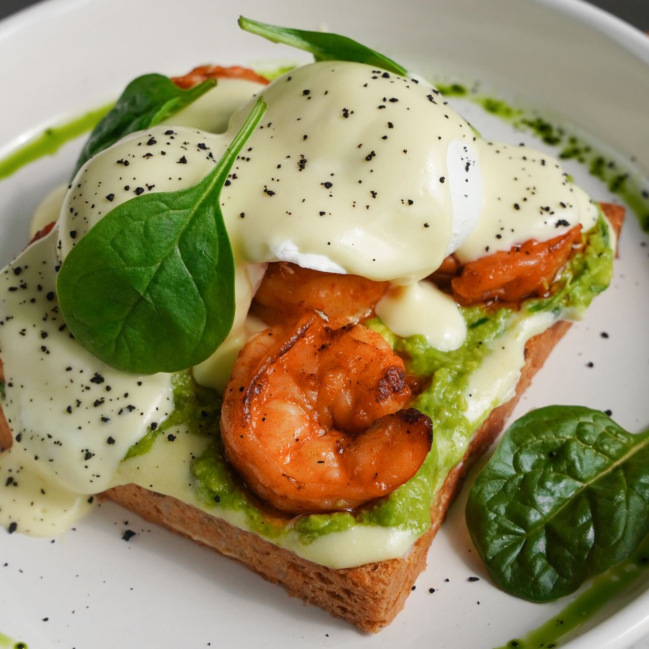 ТОСТ З КРЕВЕТКАМИ ТА ГУАКАМОЛЕ