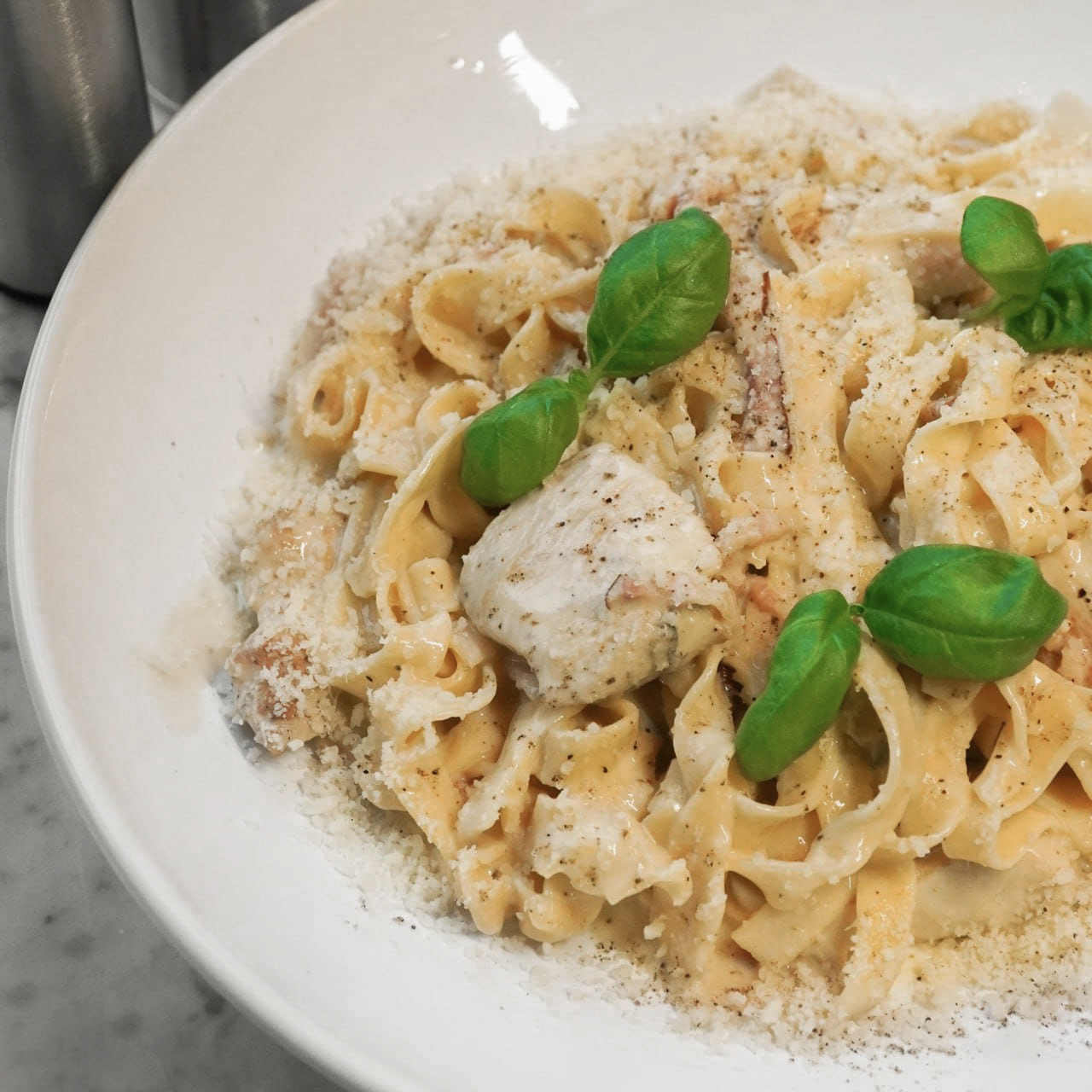 ТАЛЬЯТЕЛЕ З КУРКОЮ