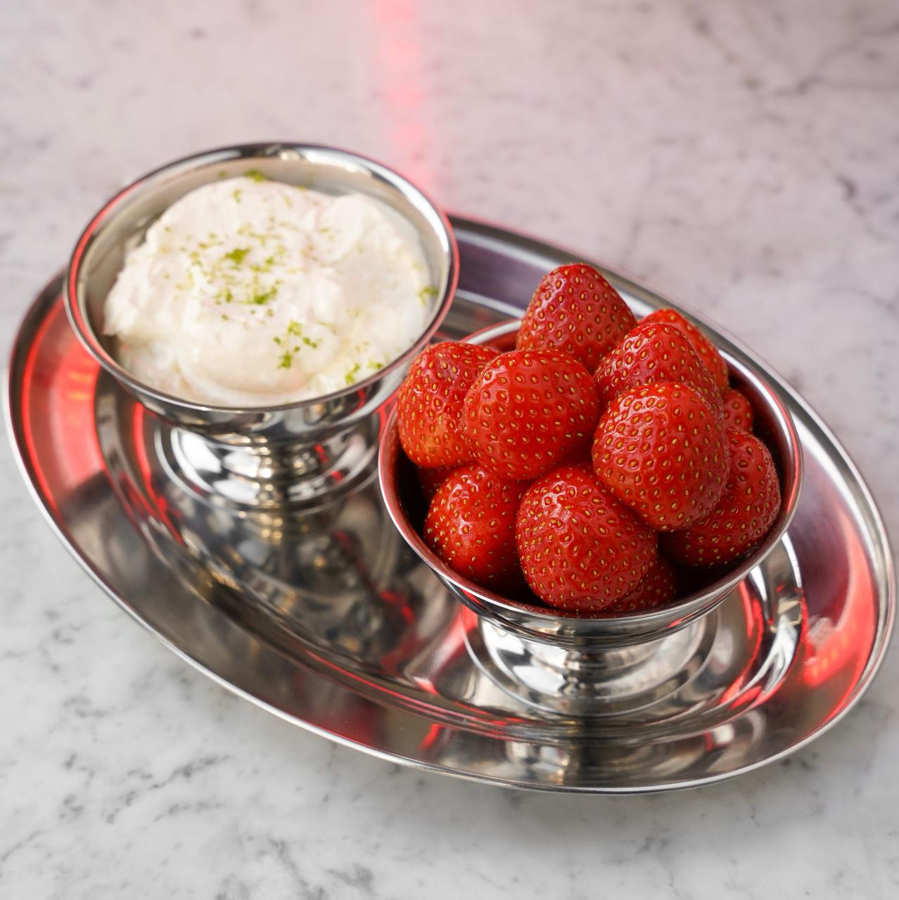 STRAWBERRIES WITH CREAM