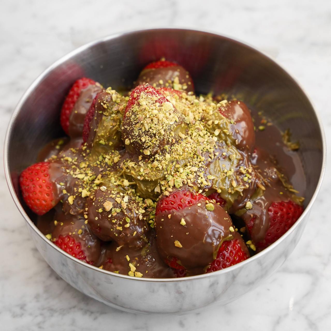 Полуниця дубайська